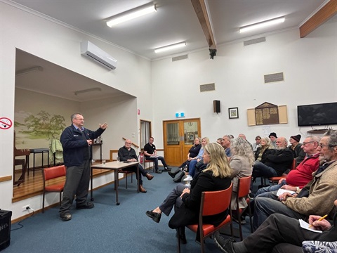 Carisbook Levee findings community meeting .jpg